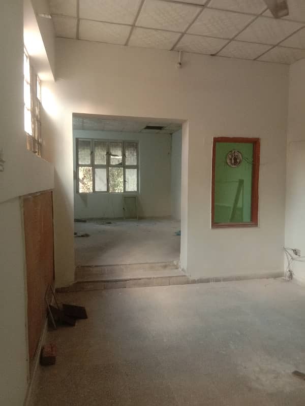Spacious Upper Portion Available For Rent In Garden Town 7