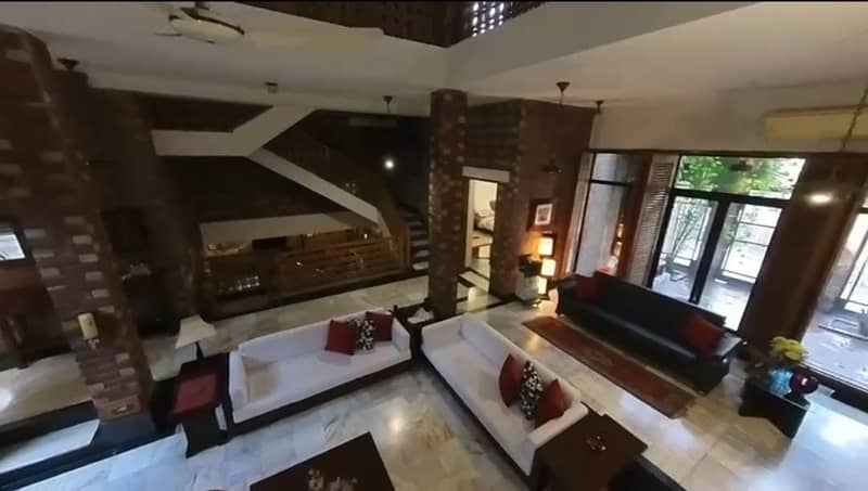 2 Kanal Architectural House For Sale In The Heart Of Y Block Phase 3 DHA 12