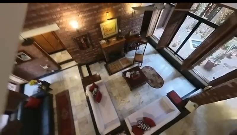 2 Kanal Architectural House For Sale In The Heart Of Y Block Phase 3 DHA 17