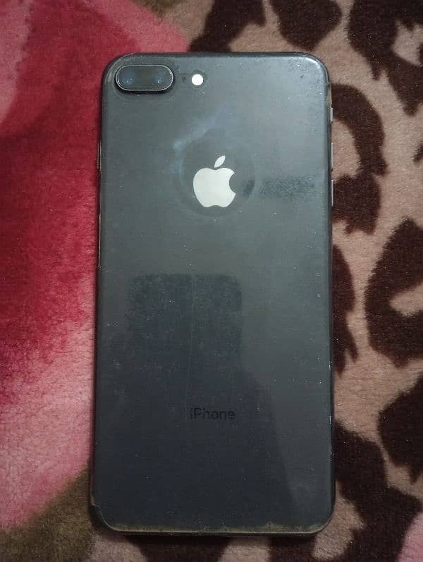 iphone 8 plus 3