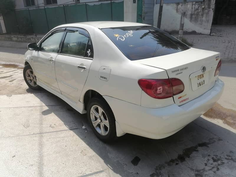 Toyota Corolla 2.0 D 2006 good condition 2st owner on my name 5