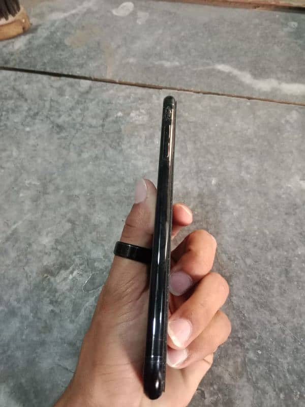 Iphone 7Plus (128GB) 2