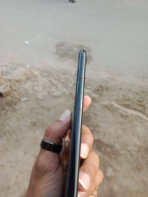 Iphone 7Plus (128GB) 12