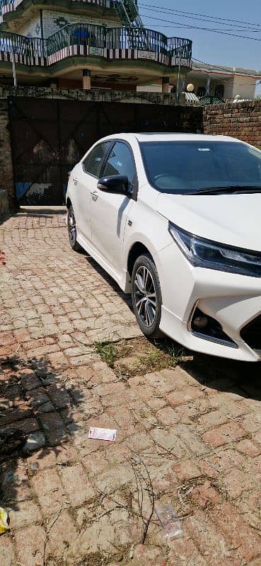Toyota Altis Grande 2019 3