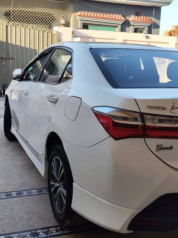 Toyota Altis Grande 2021 3