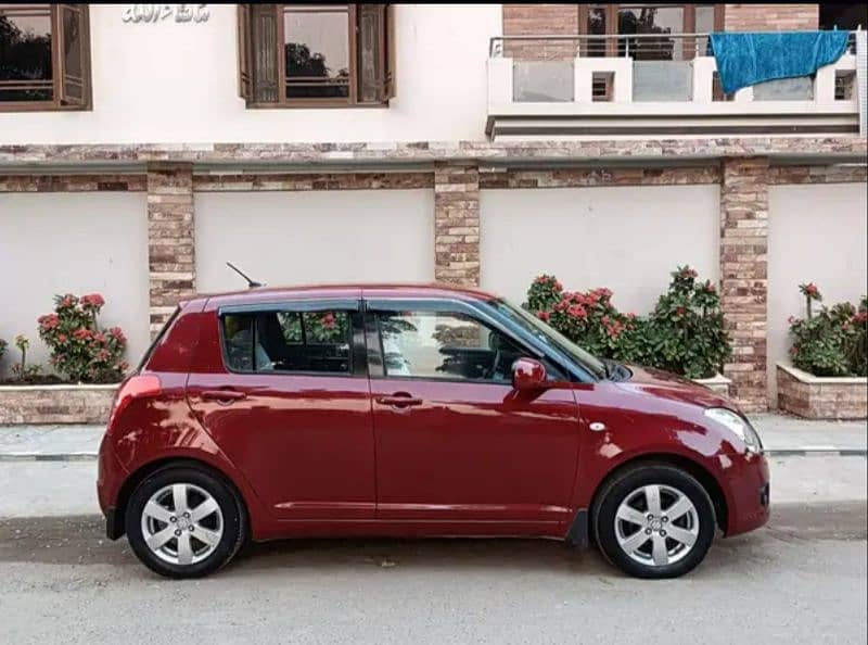 Suzuki Swift 2014 03002257054 11