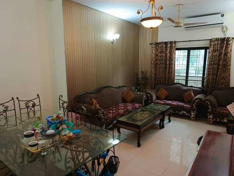 House For Rent In Gulberg 10
