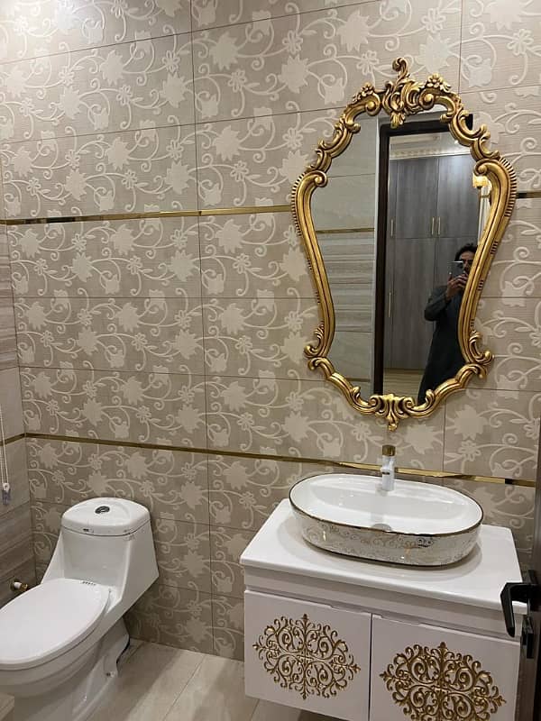 A 2250 Square Feet House Is Up For Grabs In Gulberg 3 2