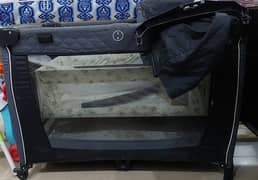 baby cot