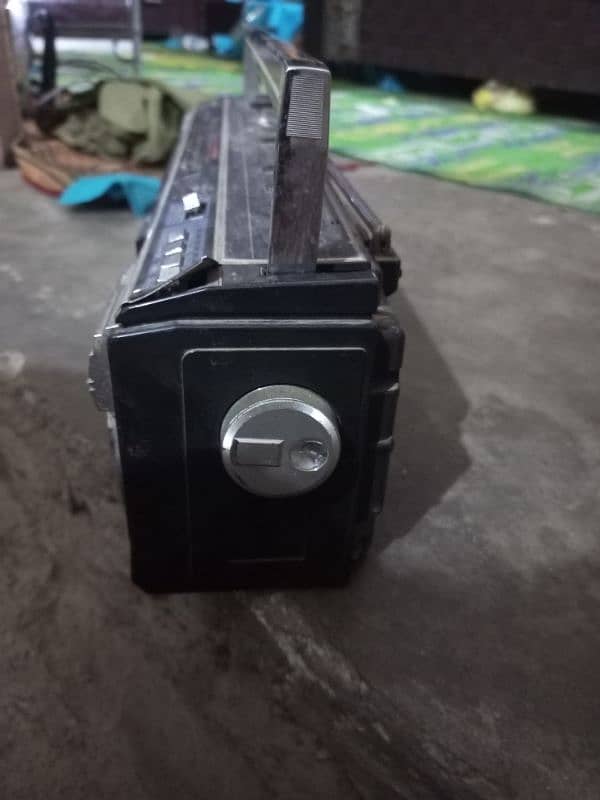 TOSHIBA FM RAIDIO 6