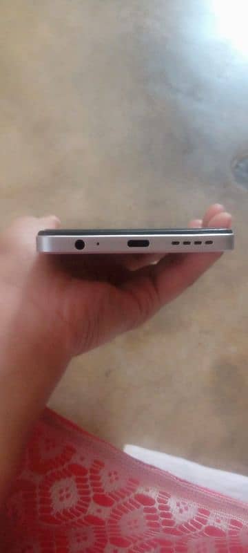 Infinix Hot 30 4
