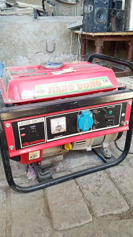 generator per sel good condition 10 by 10 6