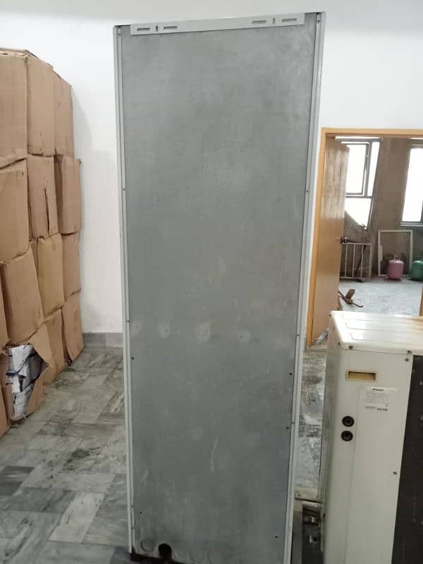 DAIKIN FLOOR AC 6