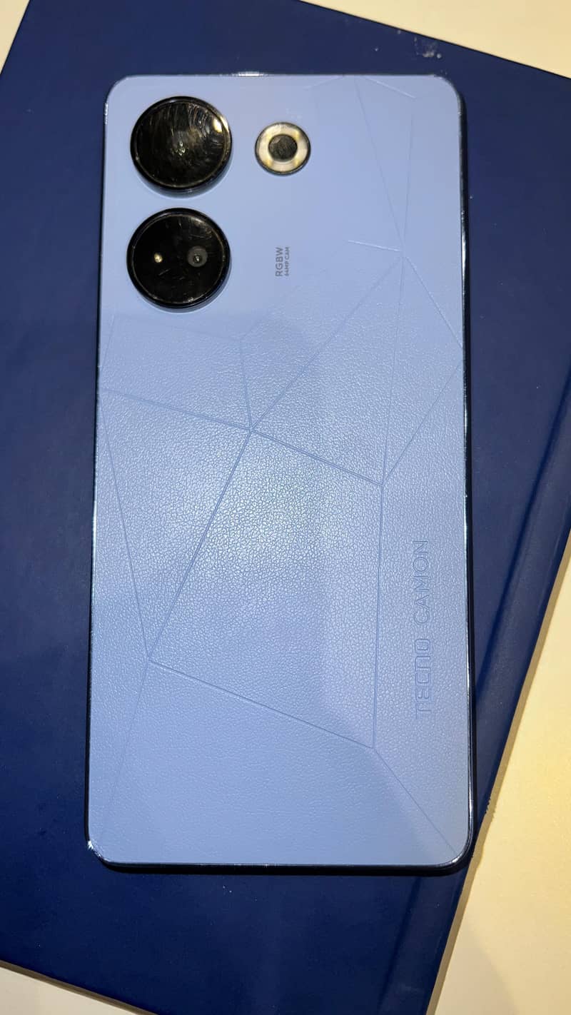  Tecno Camon 20 | 8GB RAM | 256GB Storage | AMOLED Display | 64MP 10