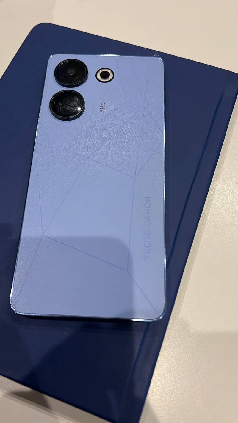  Tecno Camon 20 | 8GB RAM | 256GB Storage | AMOLED Display | 64MP 14