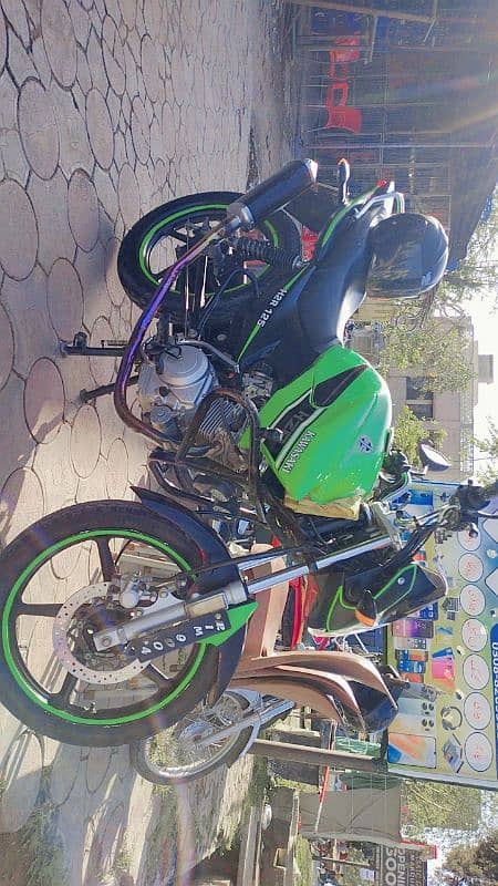 Yamaha ybr 2017 model 2