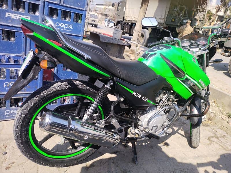 Yamaha ybr 2017 model 5