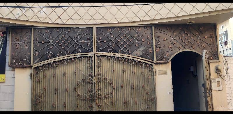 Beautiful House for Sale in Very Good Condition 6