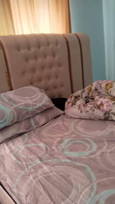 Per Month Rent: Rs 35,000  Per Day  Rent: Rs 4,000 1 Bed Furnished Apartment Available 3