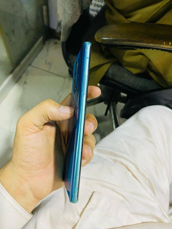 oneplus 8 oneplus moblie iphone 1