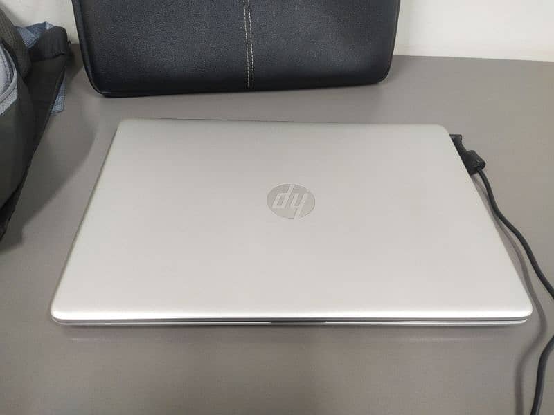 HP 15s - i5 11th gen, 15" 1