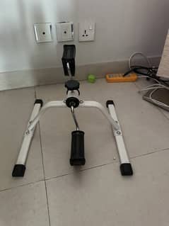 Portable mini pedal cycle exercise
