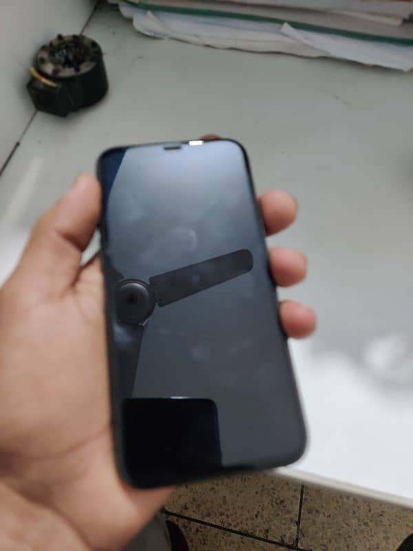 iphone 11 Pro JV 2