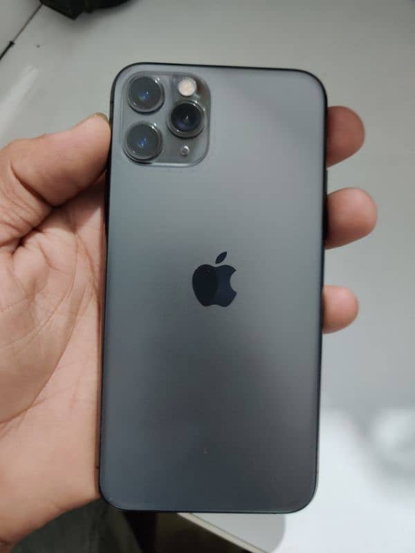 iphone 11 Pro JV 7