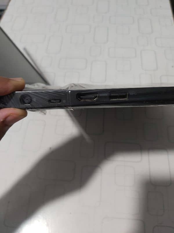 Dell Latitude 5290 i3 8th Gen 6