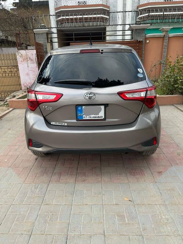 Toyota Vitz 2018 5