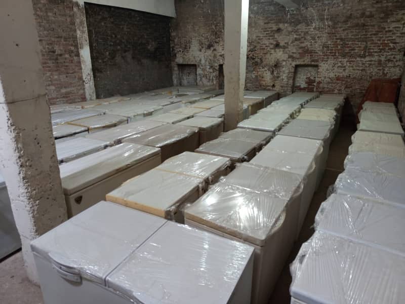 Fridges & Freezers new condition is avilable 12