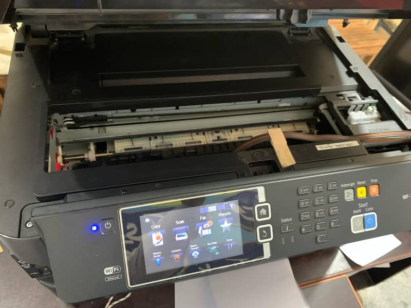 Epson  L805 + Epson WF7621 Dono sat me sale krny hyn 1