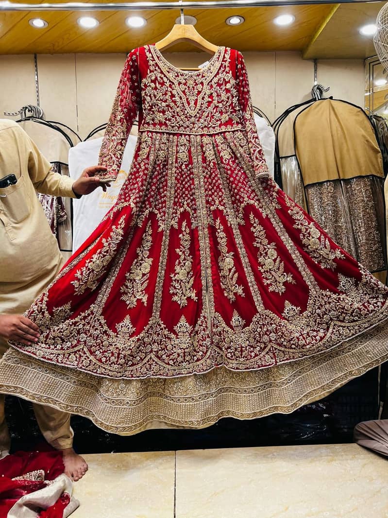 Bridal lehnga / bridal dress / wedding wear / bridal lehnga for sale 2