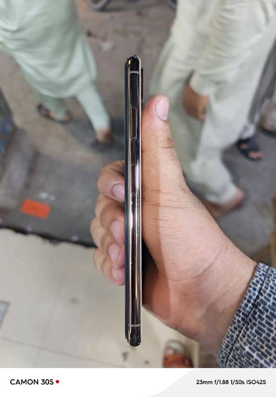 iphone xsmax 256gb dual pta approve 1
