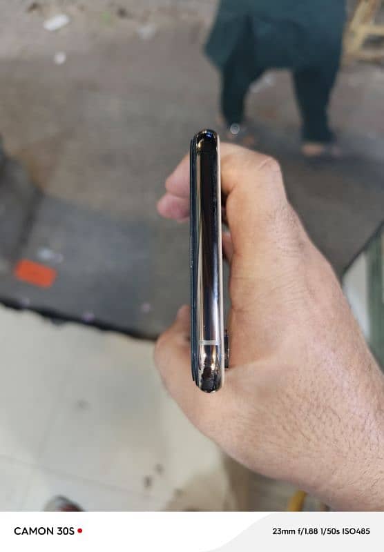iphone xsmax 256gb dual pta approve 2