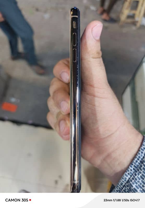 iphone xsmax 256gb dual pta approve 3