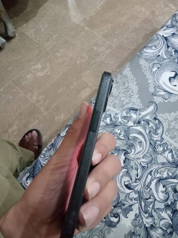 iphone 15 non pta fu with box 4
