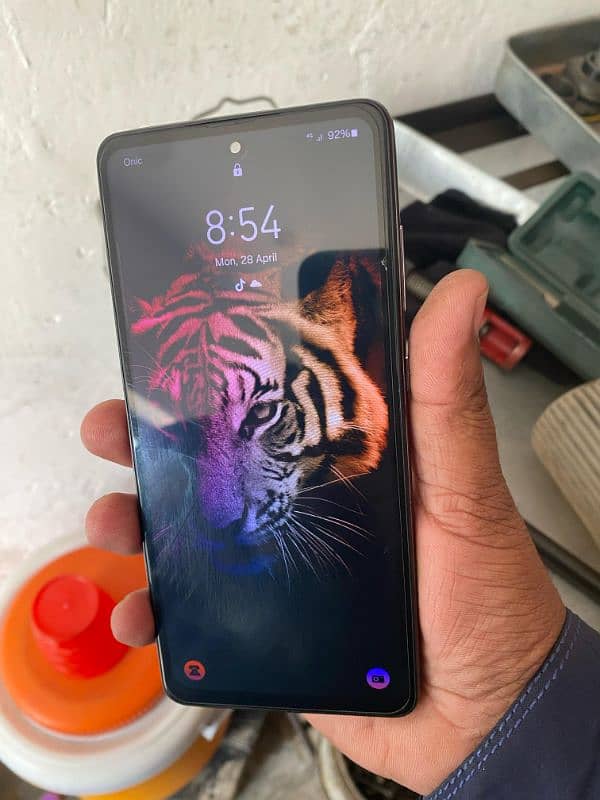 Sumsung A52 8/128 gb pta approved exchange God mobile iPhone hy ya kue 0