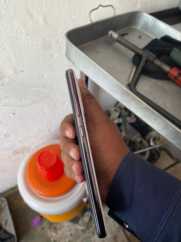 Sumsung A52 8/128 gb pta approved exchange God mobile iPhone hy ya kue 4