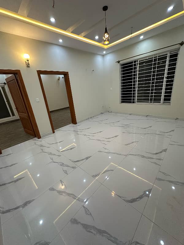Brand New 5 Marla Corner House for Sale 1