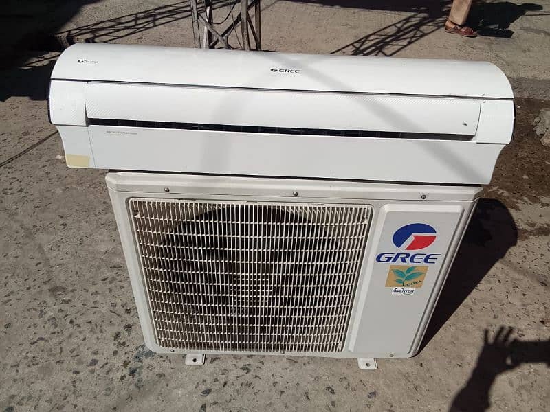 Gree Ac 1.5 ton G 10 model invertor Lush condition 1