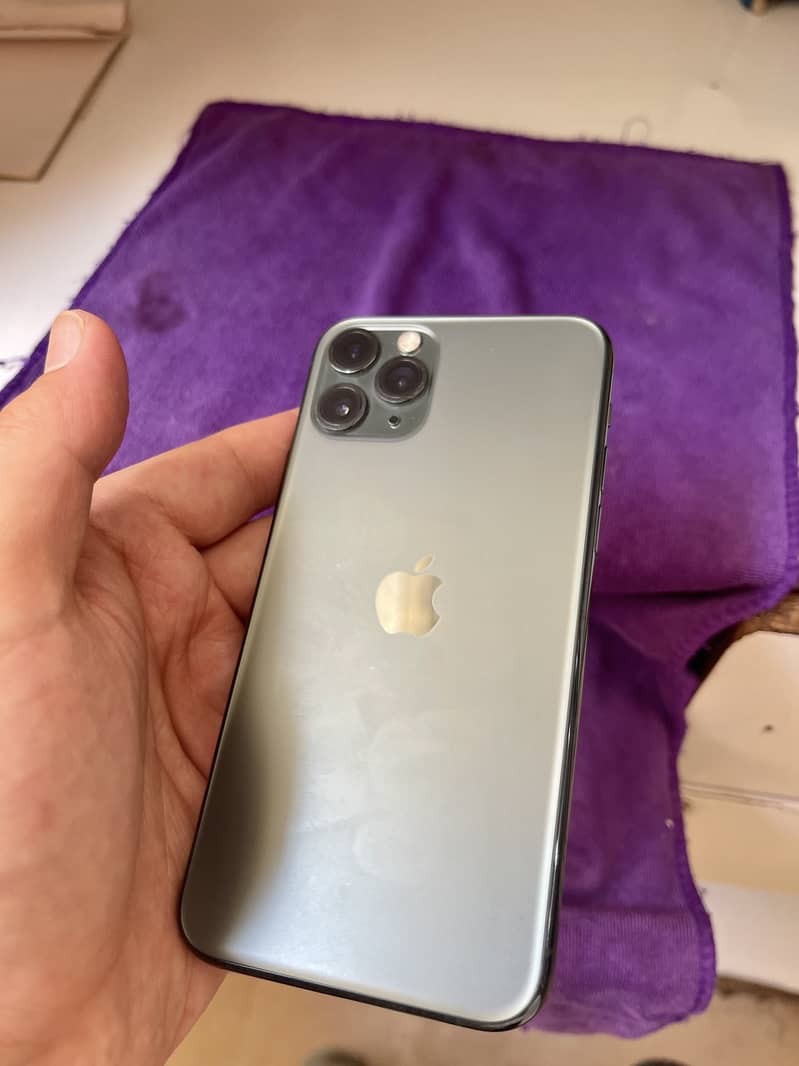 iPhone 11 Pro 6