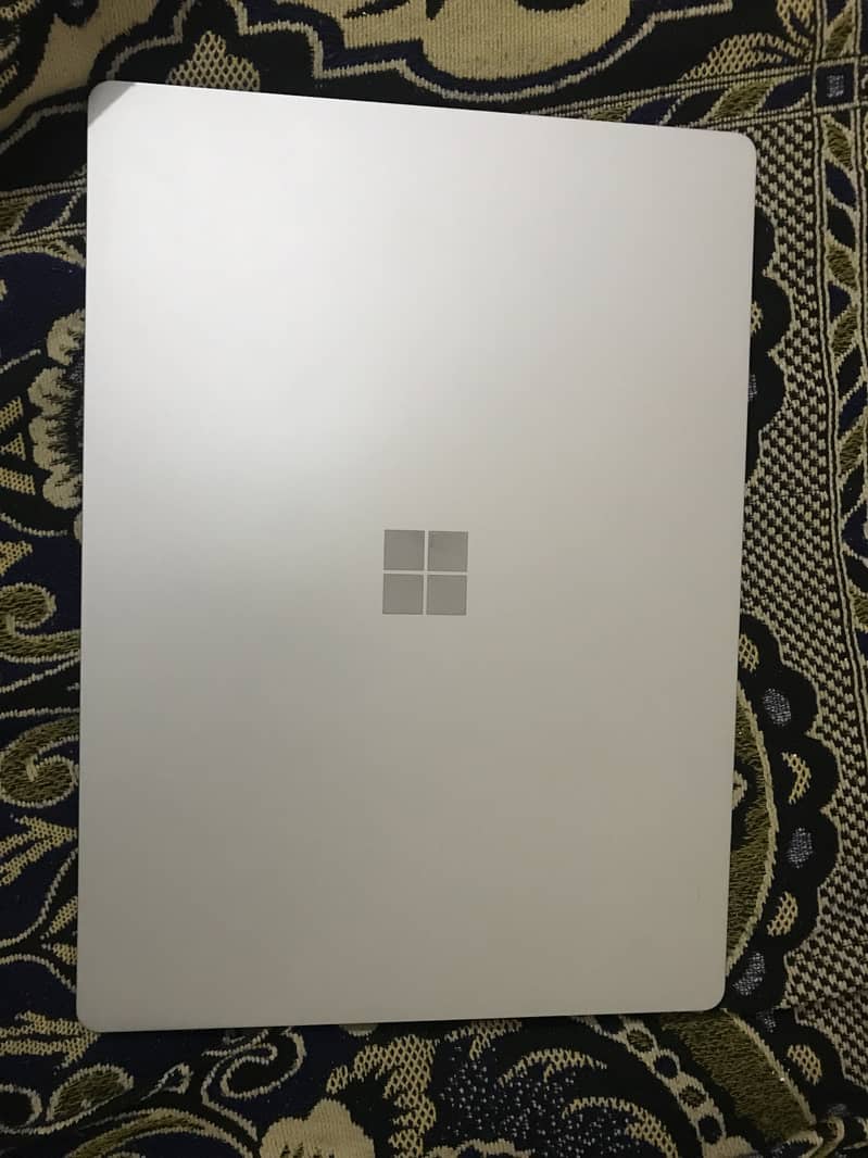 Microsoft Surface Laptop 2 16GB Ram 5