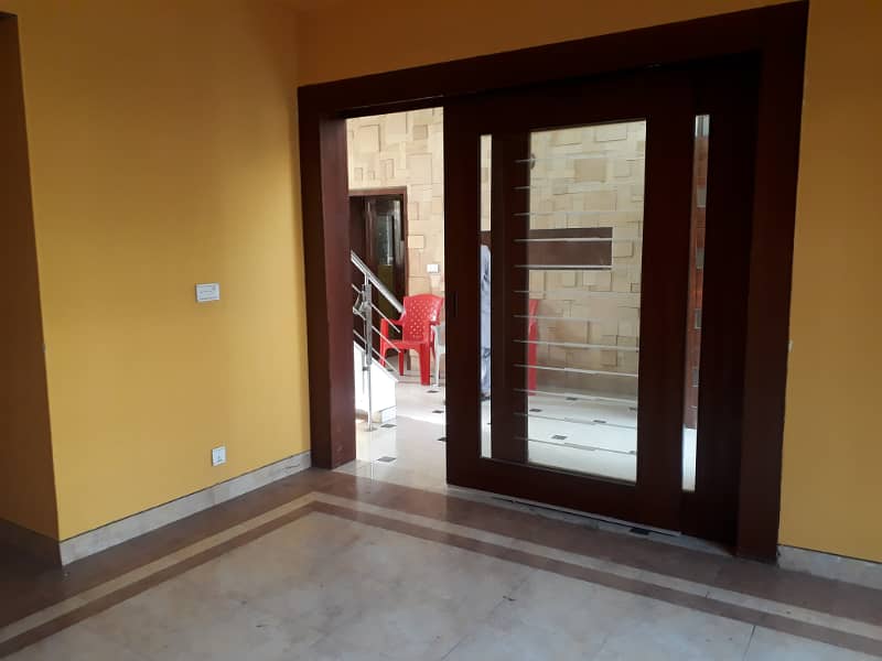 1 Kanal Beautiful Upper Portion Available For Family 1