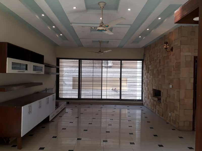 1 Kanal Beautiful Upper Portion Available For Family 3