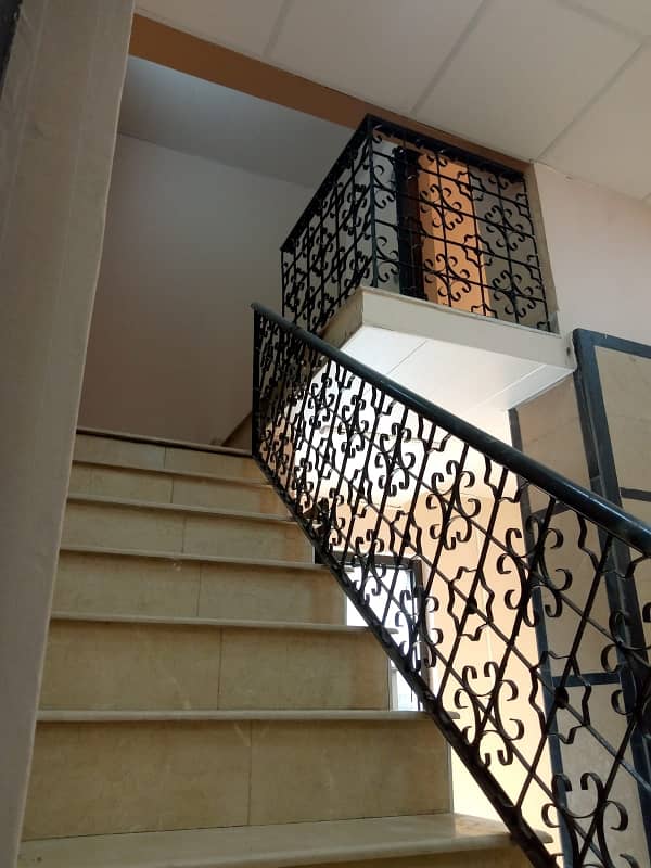 1 Kanal Double Storey House Available For Family & Silent Office 4