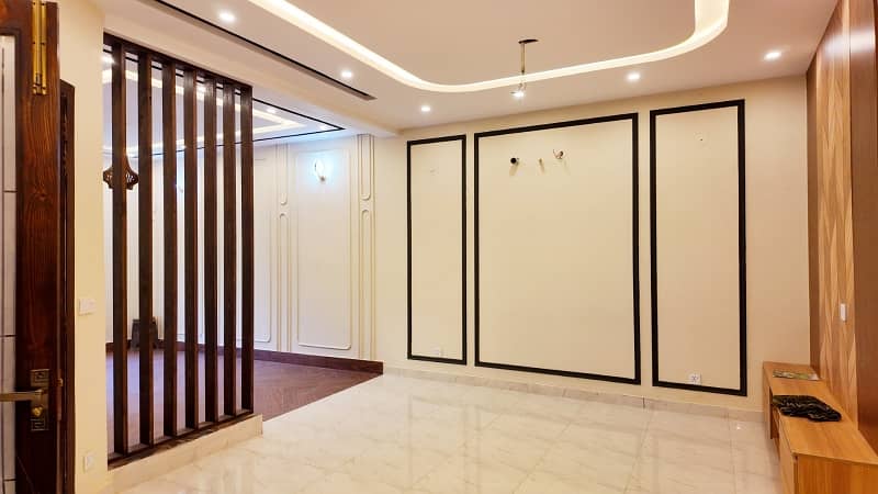 Ready To Buy A Prime Location House 7 Marla In Punjab Small Industries Colony 12
