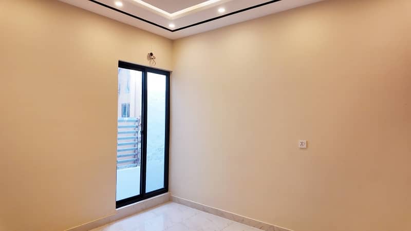 Ready To Buy A Prime Location House 7 Marla In Punjab Small Industries Colony 25