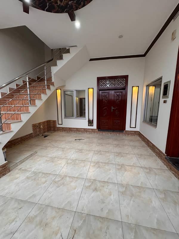 Main Rafi qamar road near Riaz ul janna 5 marly double story house for sale 16