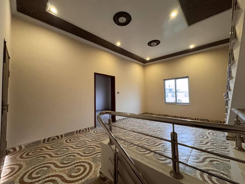 Main Rafi qamar road near Riaz ul janna 5 marly double story house for sale 17